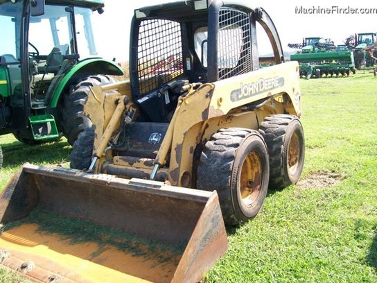 2003 John Deere 250