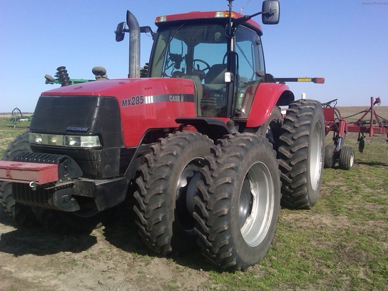 2004 Case IH MX285