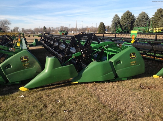 2005 John Deere 635