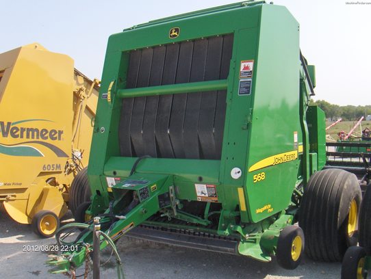 2008 John Deere 568
