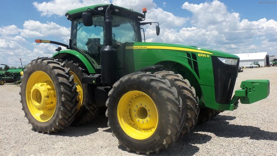 2011 John Deere 8335R