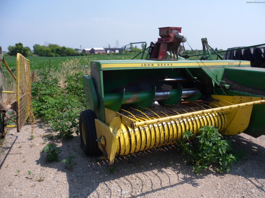  John Deere 337