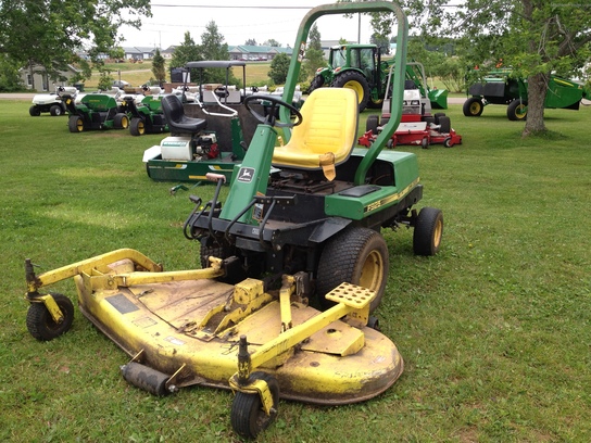 1995 John Deere F925