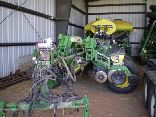 2008 John Deere 1770NT CCS