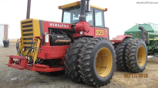 1978 John Deere 935