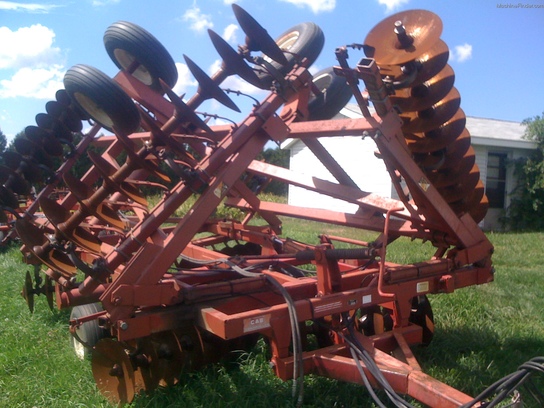 1989 Kewanee 1175