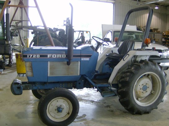 1987 Ford 1720