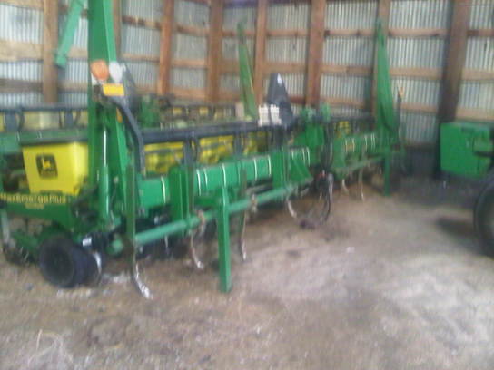 1997 John Deere 1700