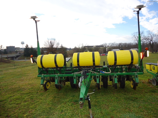 2004 John Deere 1750