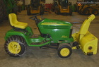 2003 John Deere GT235