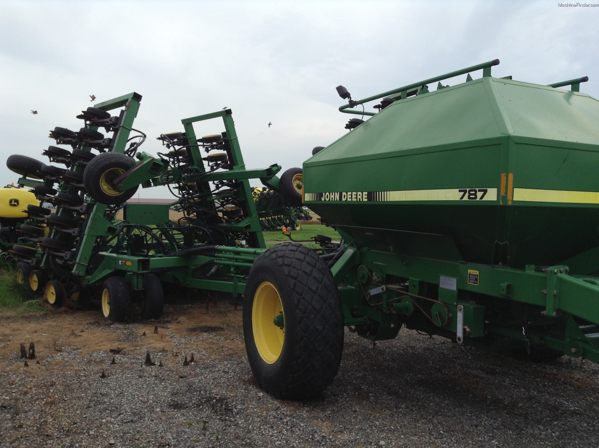 1998 John Deere 1850/787 Planting & Seeding Air Drills & Seeders
