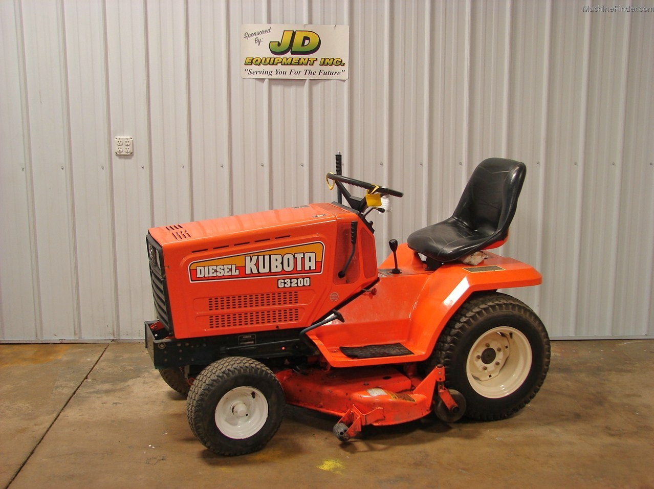 Kubota G3200 Lawn & Garden and Commercial Mowing John Deere MachineFinder