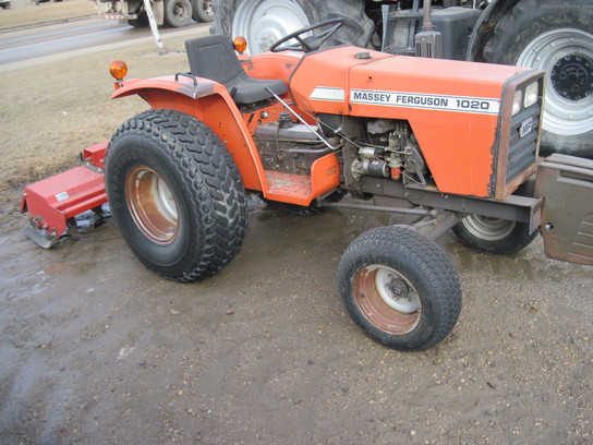 1986 Massey - Ferguson 1020