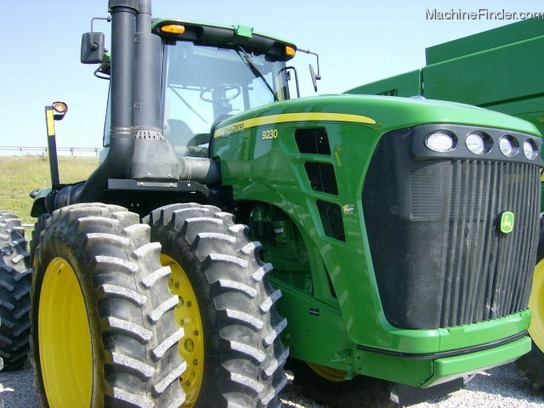 2011 John Deere 9230