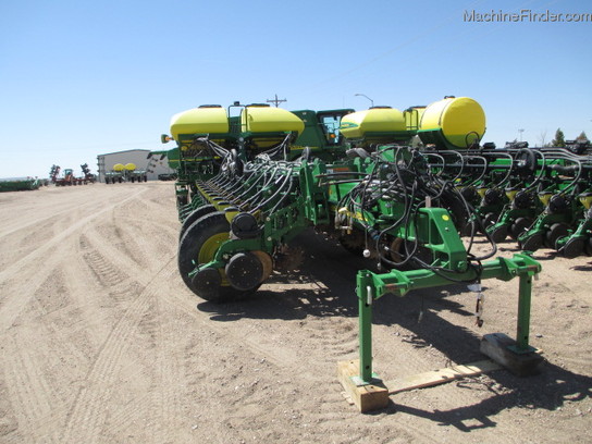2010 John Deere 1770NT CCS