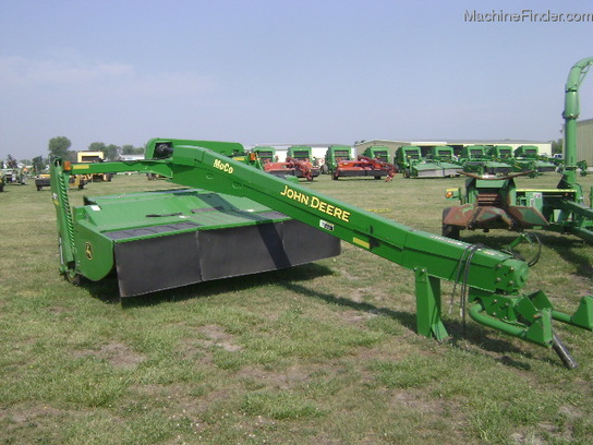 2004 John Deere 735