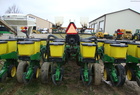  John Deere 7200