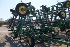 2004 John Deere 2210