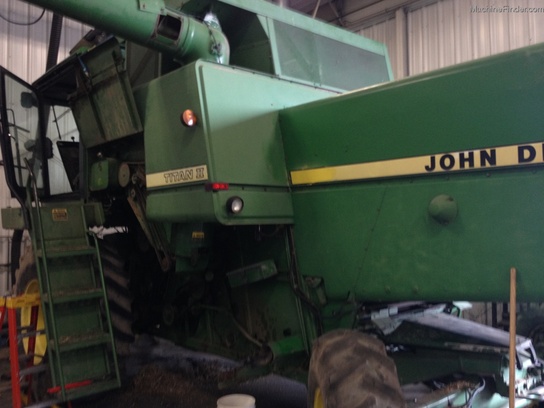 1985 John Deere 7720