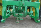  John Deere 8235R