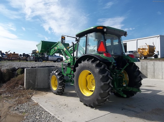 2010 John Deere 5101E