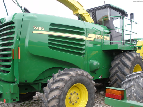 2008 John Deere 7450