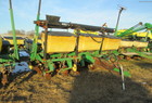 1900 John Deere 7200