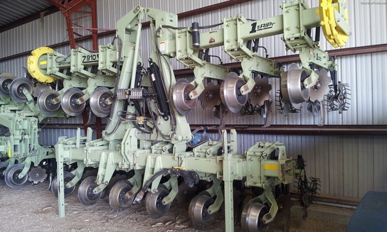 2009 Orthman 836-019