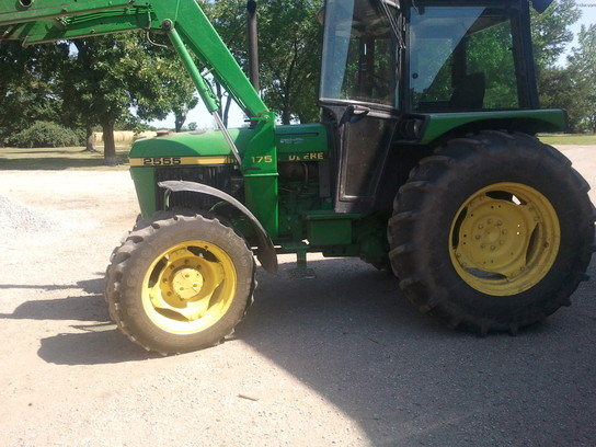 1992 John Deere 2555