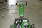  John Deere 220E