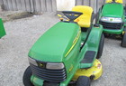 1998 John Deere LT133