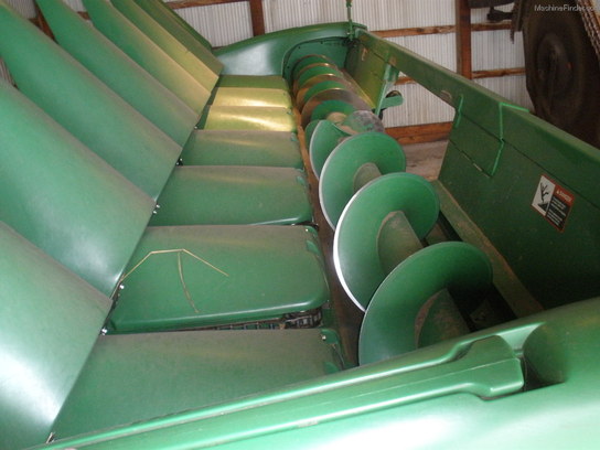 2011 John Deere 608C