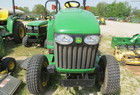 2010 John Deere 3320