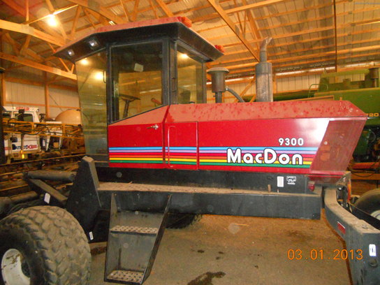 1993 Mac Don 9300