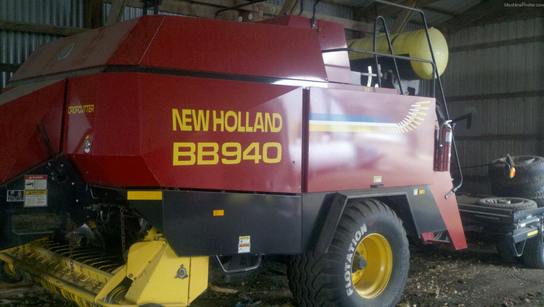 2002 New Holland BB940