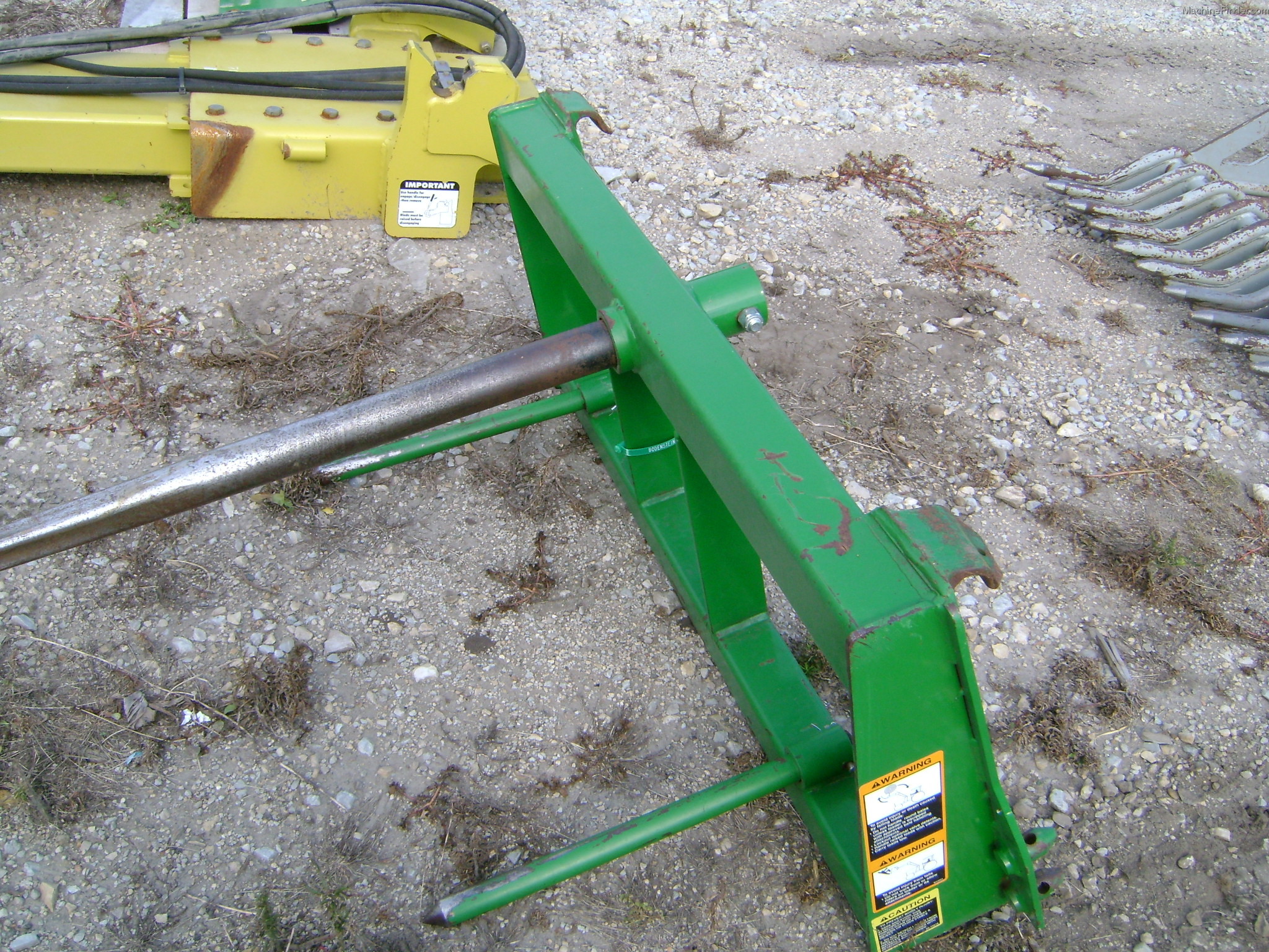 2008 Frontier 3 tine bale spear Hay Equipment Handling and Transport