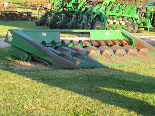 1984 John Deere 843