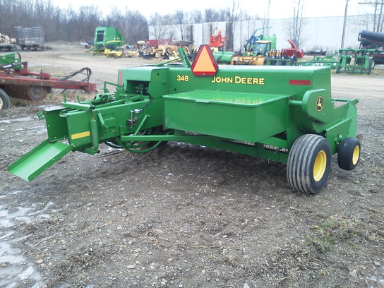 2010 John Deere 348