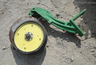  John Deere Fert. Openers