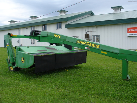 2006 John Deere 735