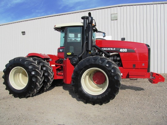 2010 Versatile 400