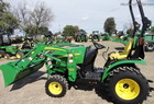 2006 John Deere 2320