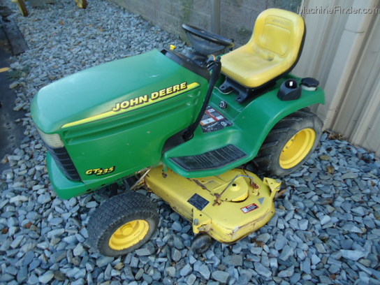2001 John Deere GT235