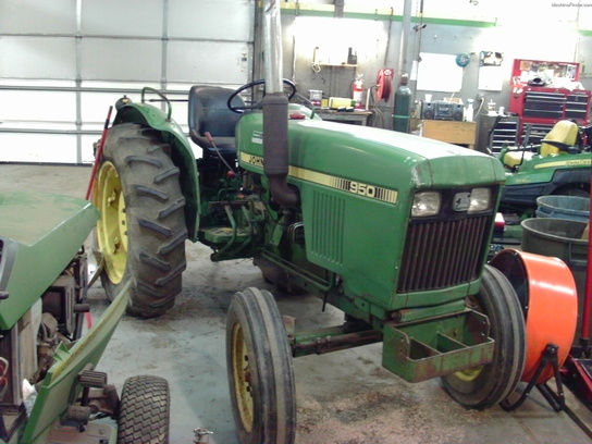 1982 John Deere 950