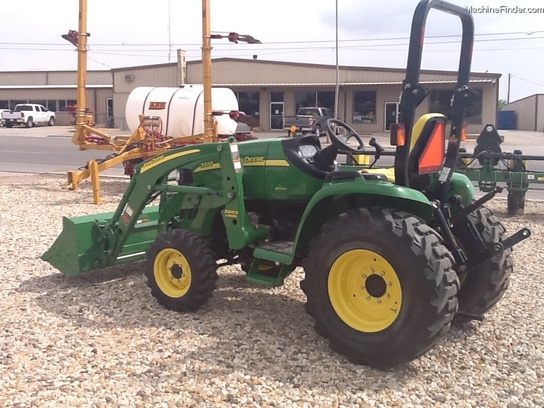 2012 John Deere 3320 OOS