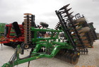 2008 John Deere 637