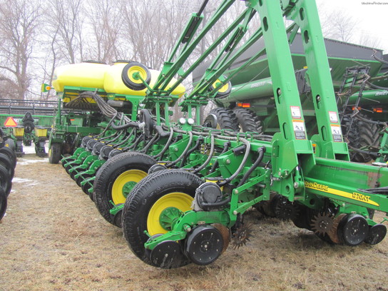 2009 John Deere 1770NT