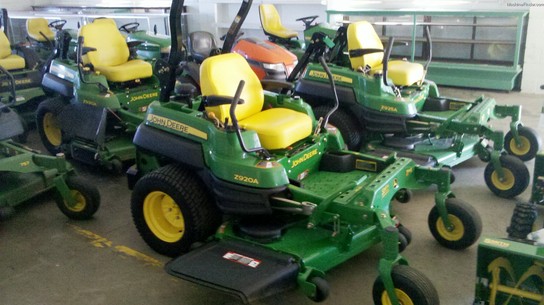 2010 John Deere Z920A