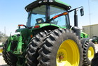 2011 John Deere 8260R