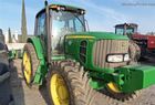 2011 John Deere 7330